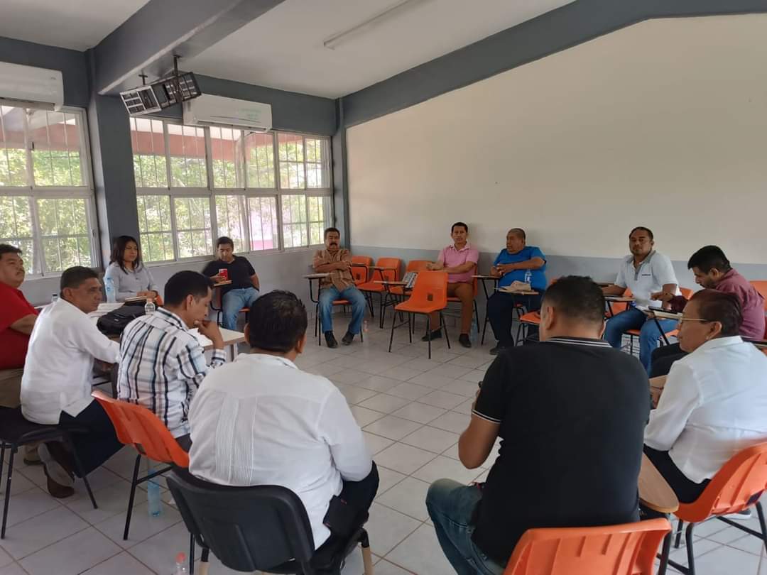 Primera reunión de trabajo con los nuevos directores de Nivel Medio y Superior de la TC. ores